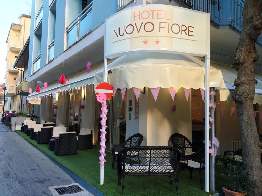 Hotel Nuovo Fiore Cattolica Exterior foto